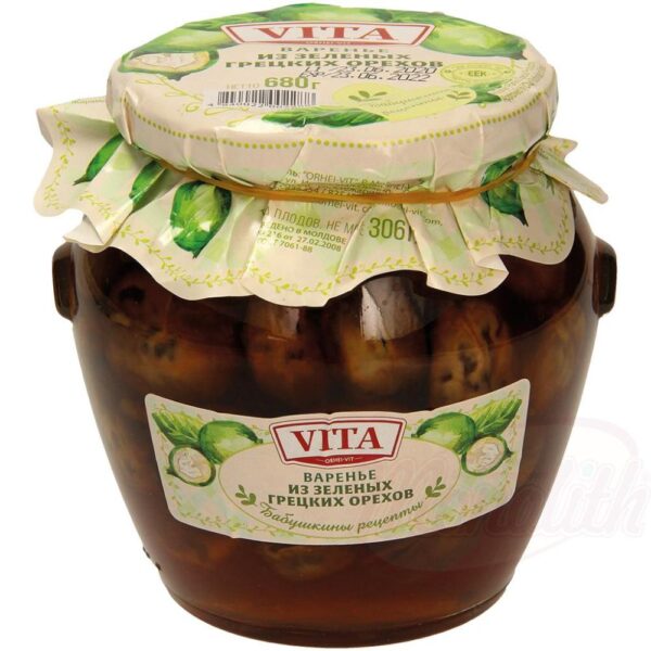 VITA Грецкие орехи зеленые в сахарном сиропе 680г