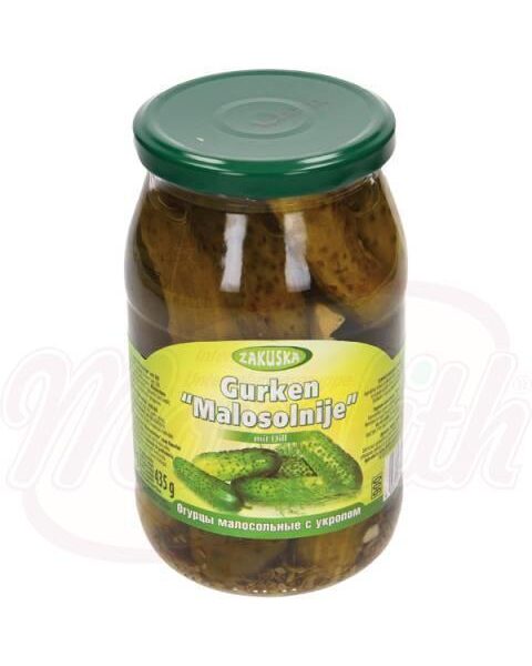 Eingelegte Gurken Malosolnije mit Dill